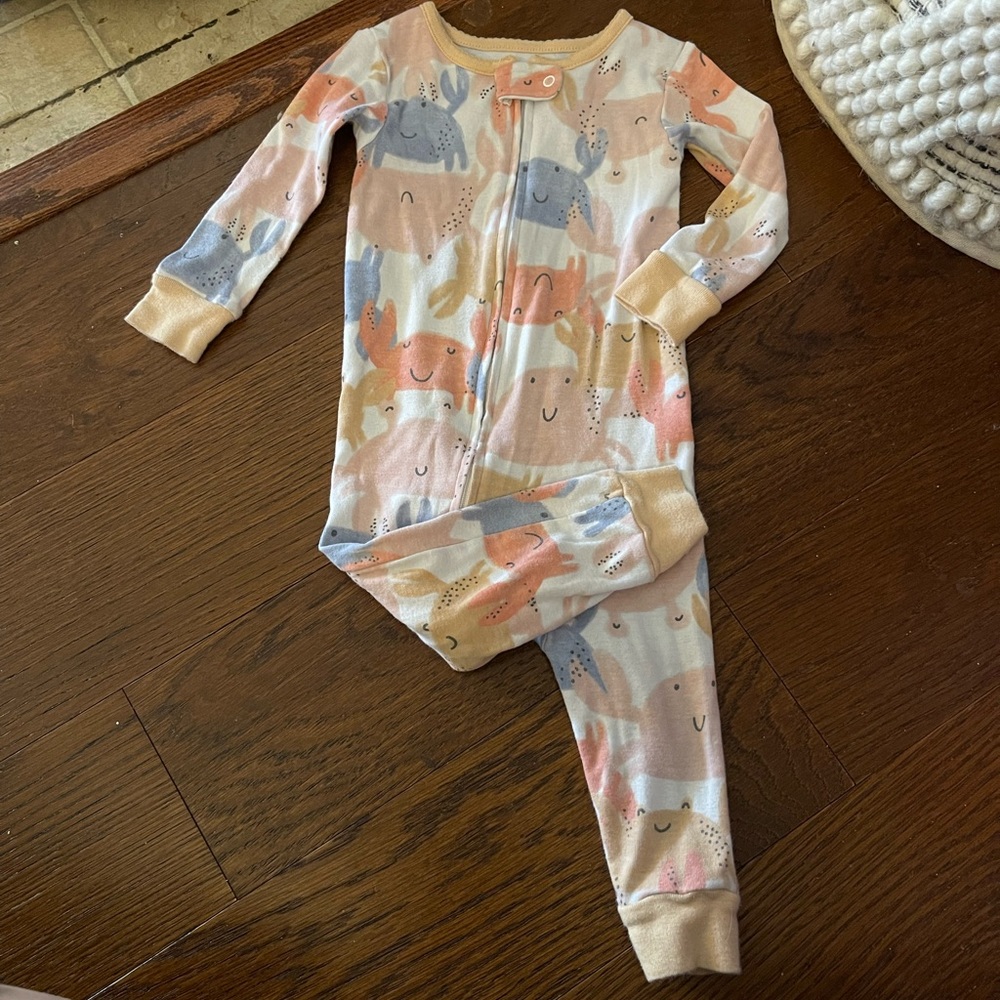 ✨3/$10✨ crab sleeper